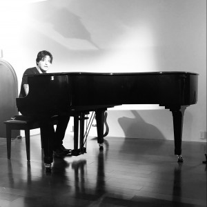 Dom Mar Kz - Pianist in Woodbridge, Ontario