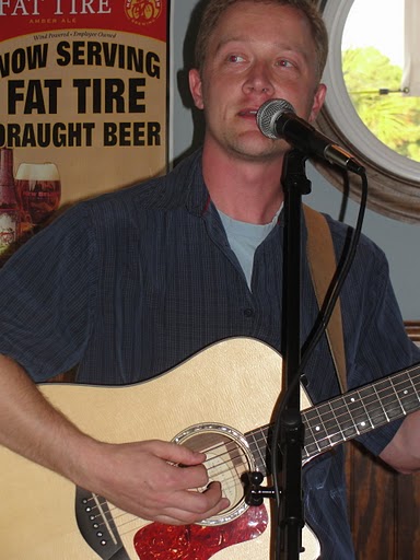 Gallery photo 1 of Doug McFarland Singer/Songwriter