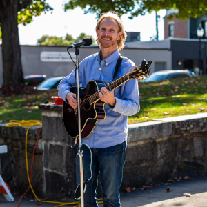 Doug Wilder Music - Singing Guitarist / Wedding Musicians in Providence, Rhode Island