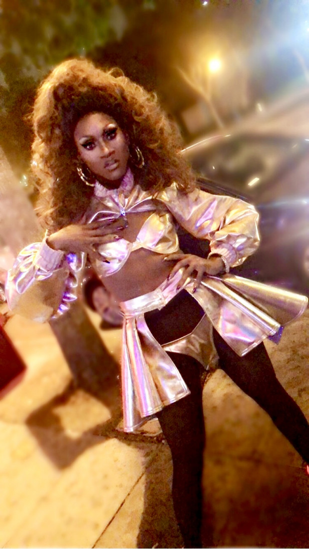 Hire Foxie Adjuia Drag Queen Drag Queen in Los Angeles, California