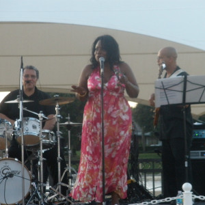 Drea Earls - Jazz Singer in Chicago, Illinois