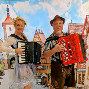 Dueling Accordions - Accordion Player in Boca Raton, Florida