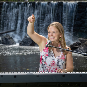 Dustina Rose Music - Singing Pianist / Keyboard Player in Ansonia, Connecticut