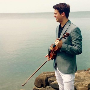 Dylan, NYC-based violinist