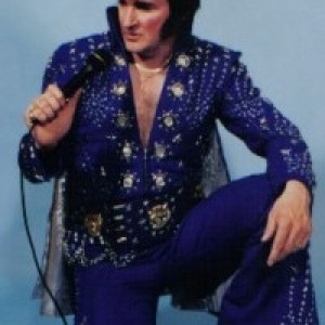 Bob Lovelace - Elvis Impersonator