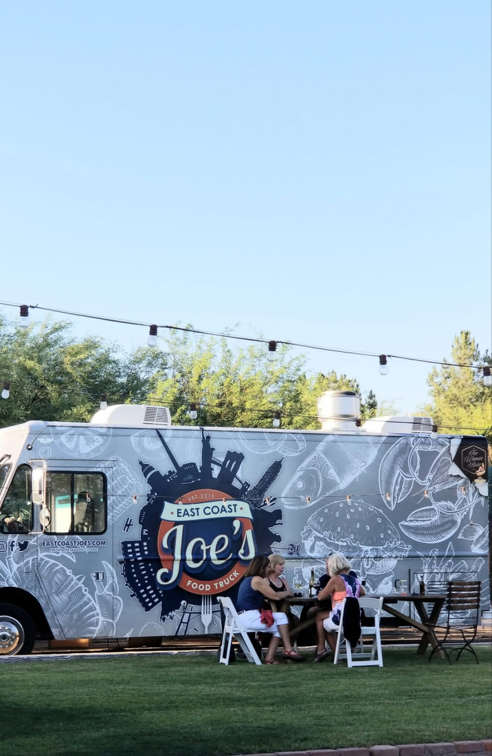 hire-east-coast-joe-s-food-truck-catering-food-truck-in-scottsdale