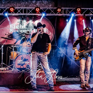 Eight Second Ride - Country Band / Wedding Musicians in Greenleaf, Wisconsin