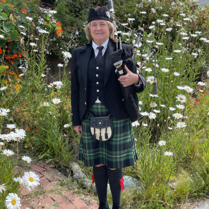 Elise MacGregor Ferrell - Bagpiper / Celtic Music in Santa Cruz, California