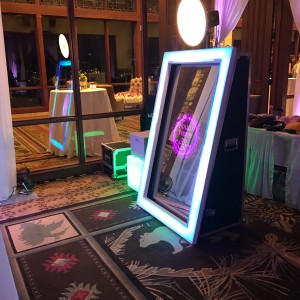 Elite Photobooth - Photo Booths / Wedding Entertainment in Springfield, Missouri