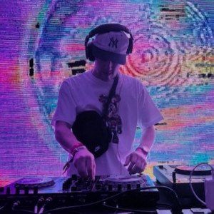 Elkind - DJ in Brooklyn, New York