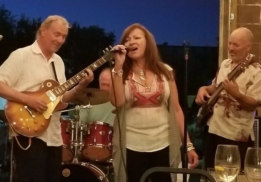 Hire Ellie D & Soul Mix Soul Band in Littleton, Colorado