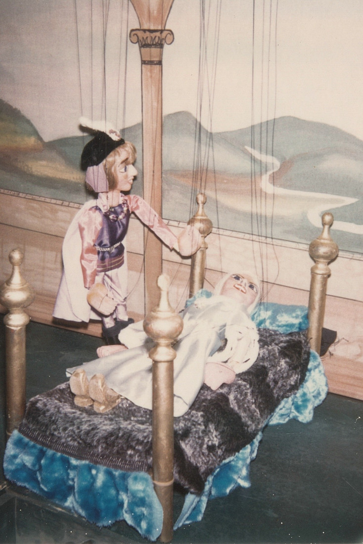 Hire Elsenpeter Puppet Show in New London, Missouri