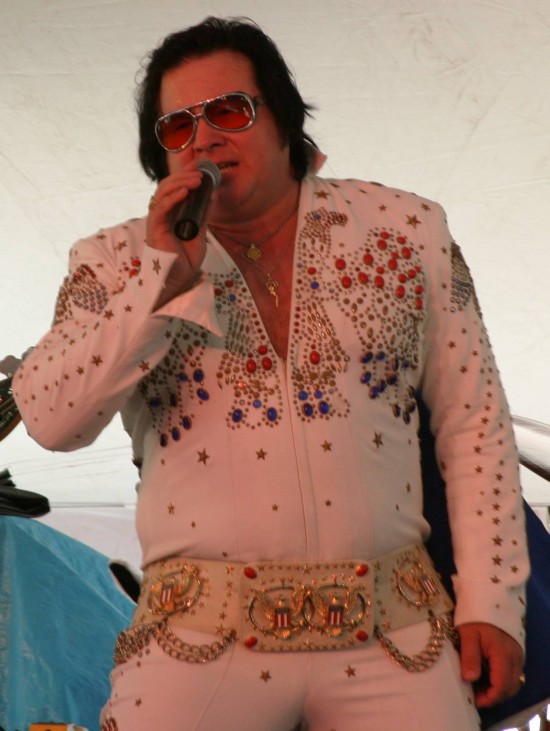 Gallery photo 1 of Elvis Himselvis