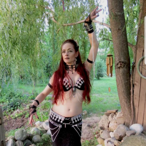 Emeral Moon Bellydance 