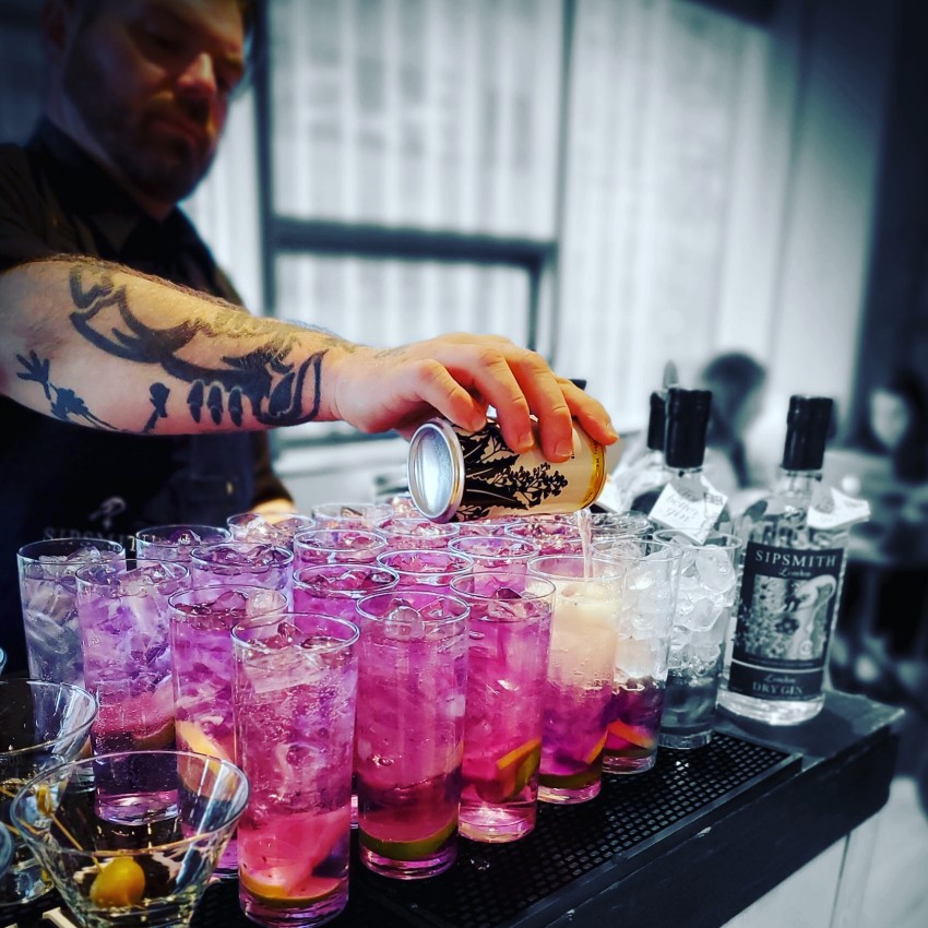 Hire Emerald City Cocktails Bartender in Seattle, Washington