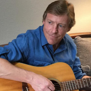 Eric Barton - Singing Guitarist in Denver, Colorado