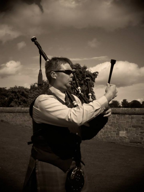 Gallery photo 1 of Eric Ouellette, Professional Bagpiper