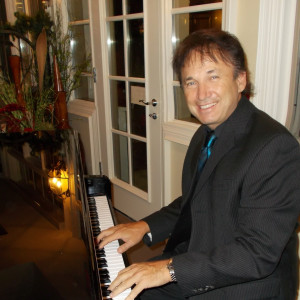 Eric Pukara Music - Pianist / Holiday Party Entertainment in Beverly Hills, Florida