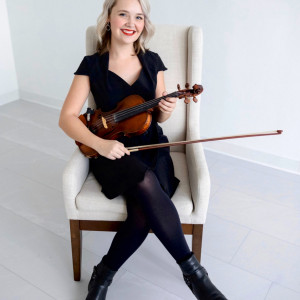 Erin August, violinist - Violinist / Strolling Violinist in Canton, Ohio