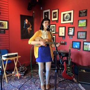 Erin Rianna - Singing Guitarist in Longwood, Florida