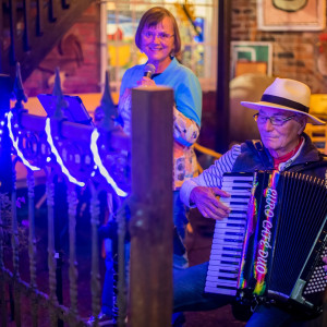 Euro Cafe Duo - Easy Listening Band / Accordion Player in Kingston, Ontario
