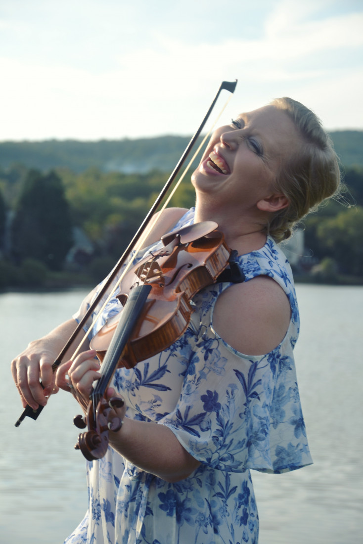 Hire Evelyn's Music Professional Piano and Violin Pianist in