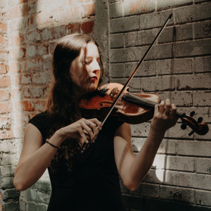 Bayley Tuttle Event Violinist - Violinist / Strolling Violinist in Asheville, North Carolina