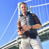 Small thumbnail image for reviewer Lee H.