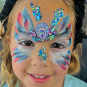 Face Painting and Balloon Twisting Lily - Face Painter in Phoenix, Arizona