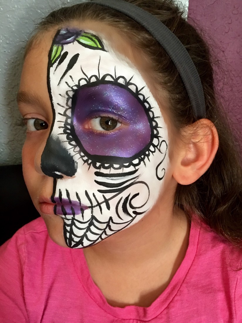 Hire Faces on FleekFace Painting Face Painter in Albuquerque, New Mexico