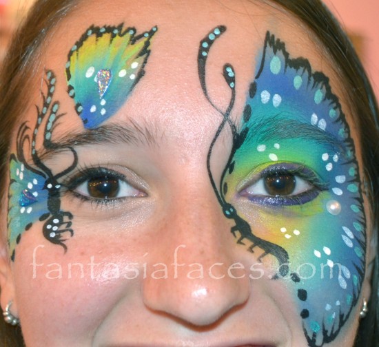 Gallery photo 1 of Face Painting By Mimi