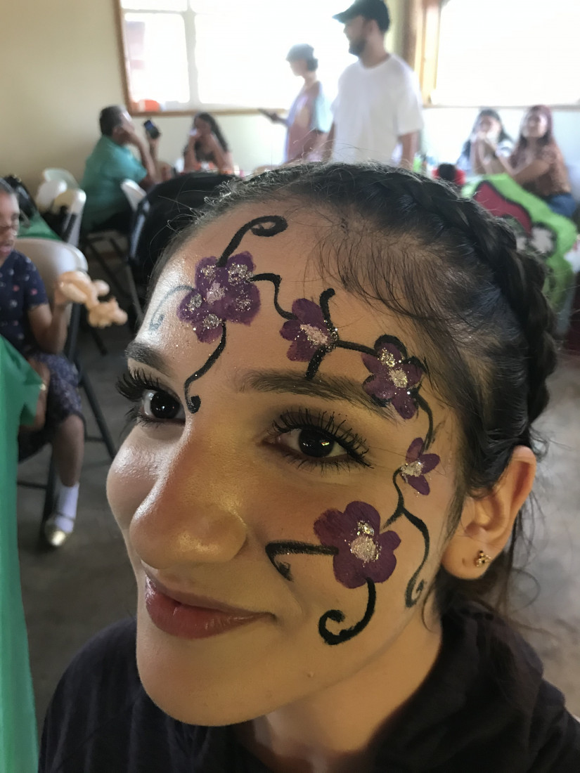 Hire Fantasy Balloons and Face Painting Balloon Twister in Houston, Texas
