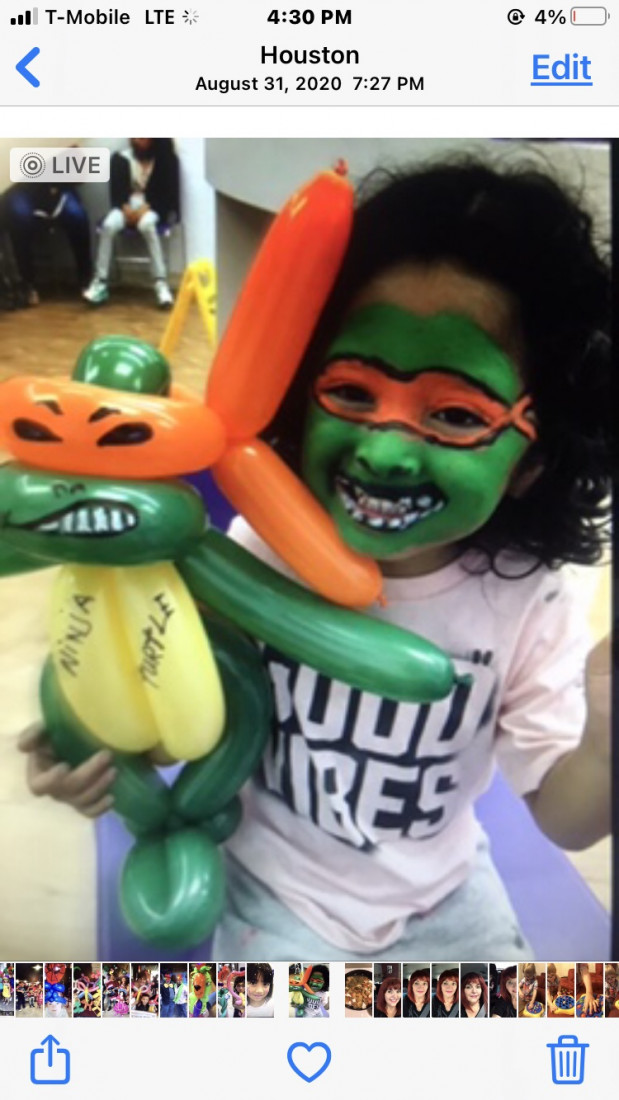 Hire Fantasy Balloons and Face Painting Balloon Twister in Houston, Texas