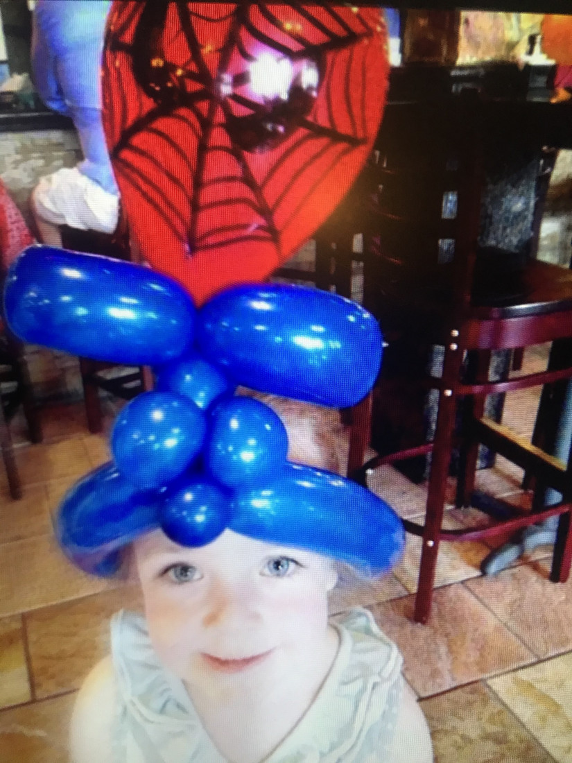 Hire Fantasy Balloons and Face Painting Balloon Twister in Houston, Texas