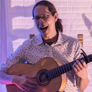 Flamenco Guitarist and Singer - Flamenco Group in Portland, Oregon