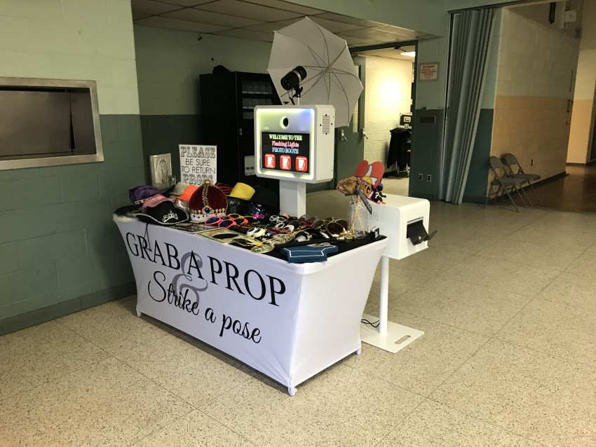 Hire Flashing Lights Photo Booths Photo Booths in Bronxville, New York