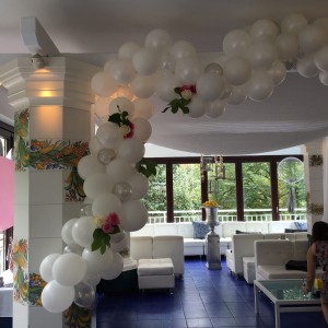 Floatbln balloon decor