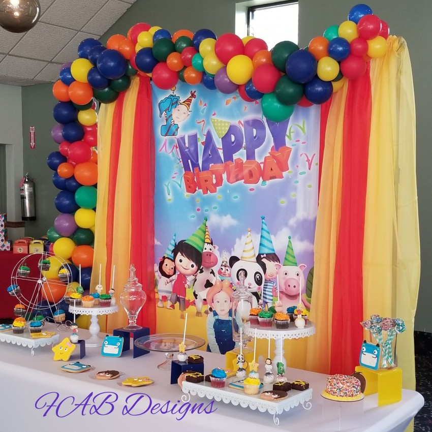 Hire Floating Art Balloon Designs Balloon Decor in Brooklyn, New York