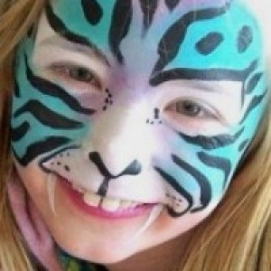 Flutterby Faces Face Painting - Face Painter in Jackson, Michigan
