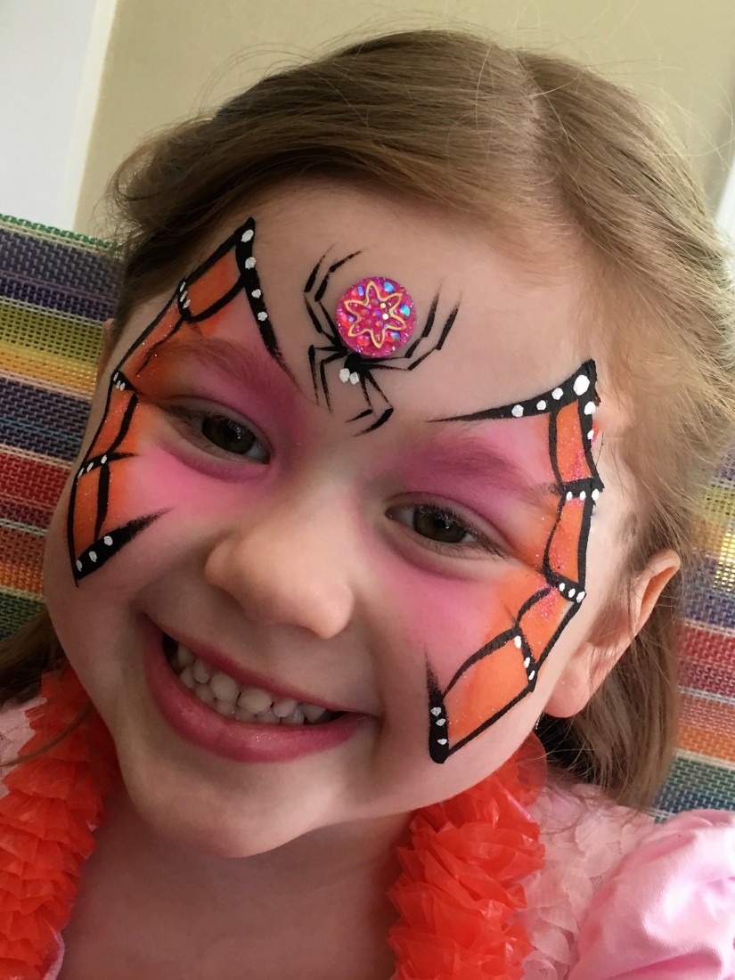 Hire Flutterby Faces Face Painting - Face Painter in Jackson, Michigan