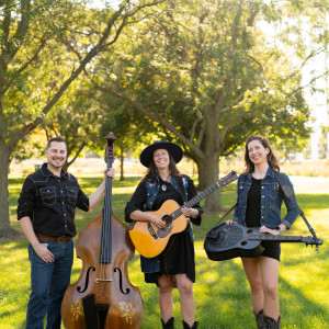 Fox Crossing Stringband - Bluegrass Band in Round Lake, Illinois