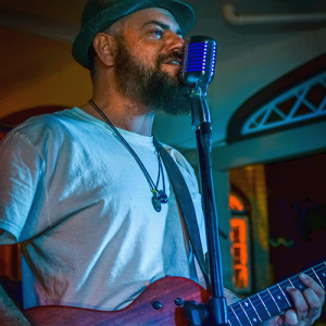 Freddy Matthews - Special Event Music - Singing Guitarist in Tampa, Florida