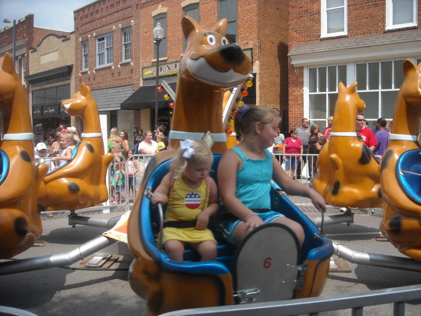 Gallery photo 2 of Fun-Time Amusements