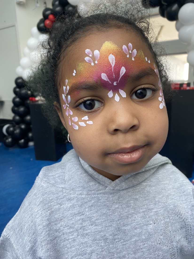 Hire Party Wave Face Paint And Tattoos Face Painter In Santa Cruz hire-party-wave-face-paint-and-tattoos-face-painter-in-santa-cruz
