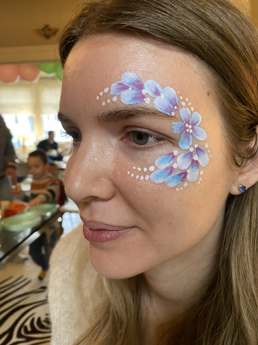 Hire Party Wave Face Paint and Tattoos Face Painter in Santa