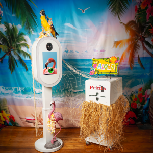 Fun Booth Photos - Photo Booths / Family Entertainment in North Royalton, Ohio