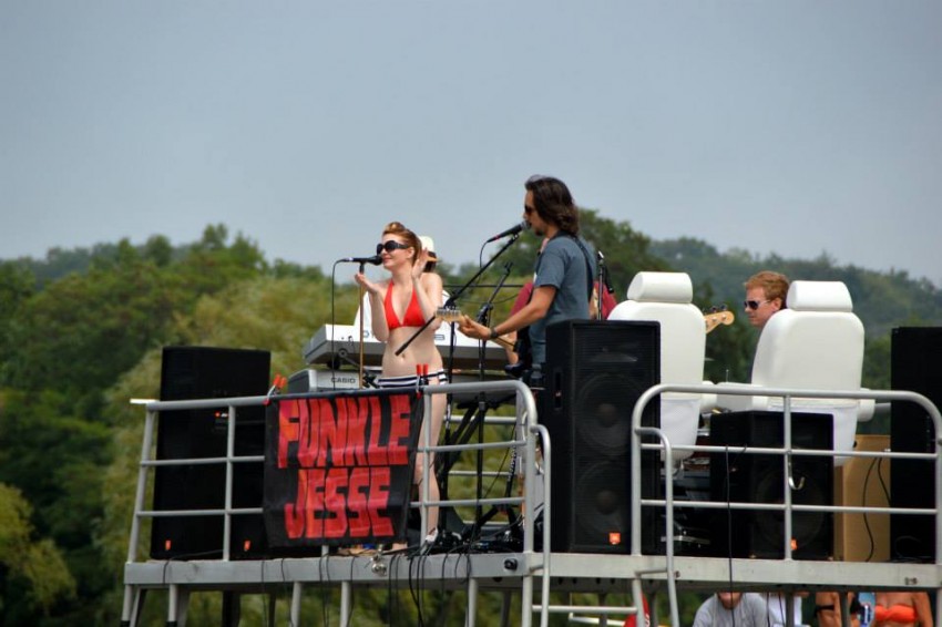 Hire Funkle Jesse Party Band In Grand Rapids Michigan