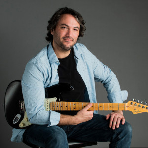 Gabriel Felsberg - Soulful Guitarist - Singing Guitarist in Toronto, Ontario