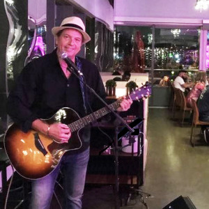 Gary Bradley Music - Singing Guitarist / Country Singer in Toronto, Ontario