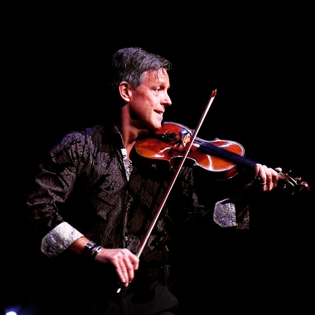 Hire Gary Lovini Violinist in Orlando, Florida